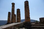 Delphi tour